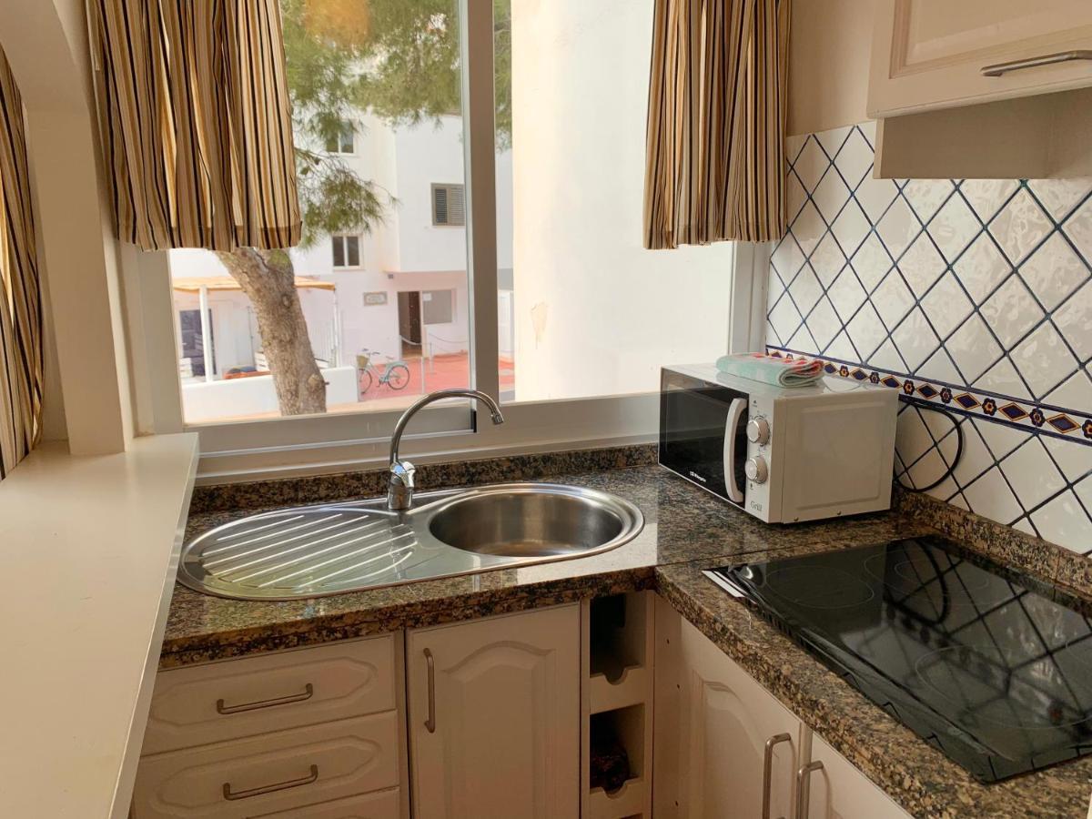 Apartamentos Rex Con 2 Camere Da Letto Es Pujols Eksteriør billede
