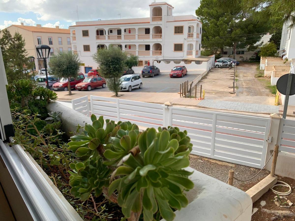 Apartamentos Rex Con 2 Camere Da Letto Es Pujols Eksteriør billede