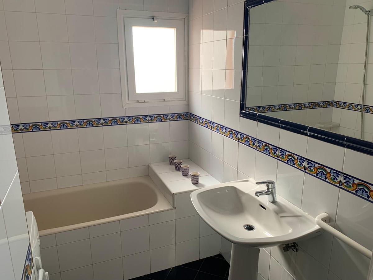 Apartamentos Rex Con 2 Camere Da Letto Es Pujols Eksteriør billede