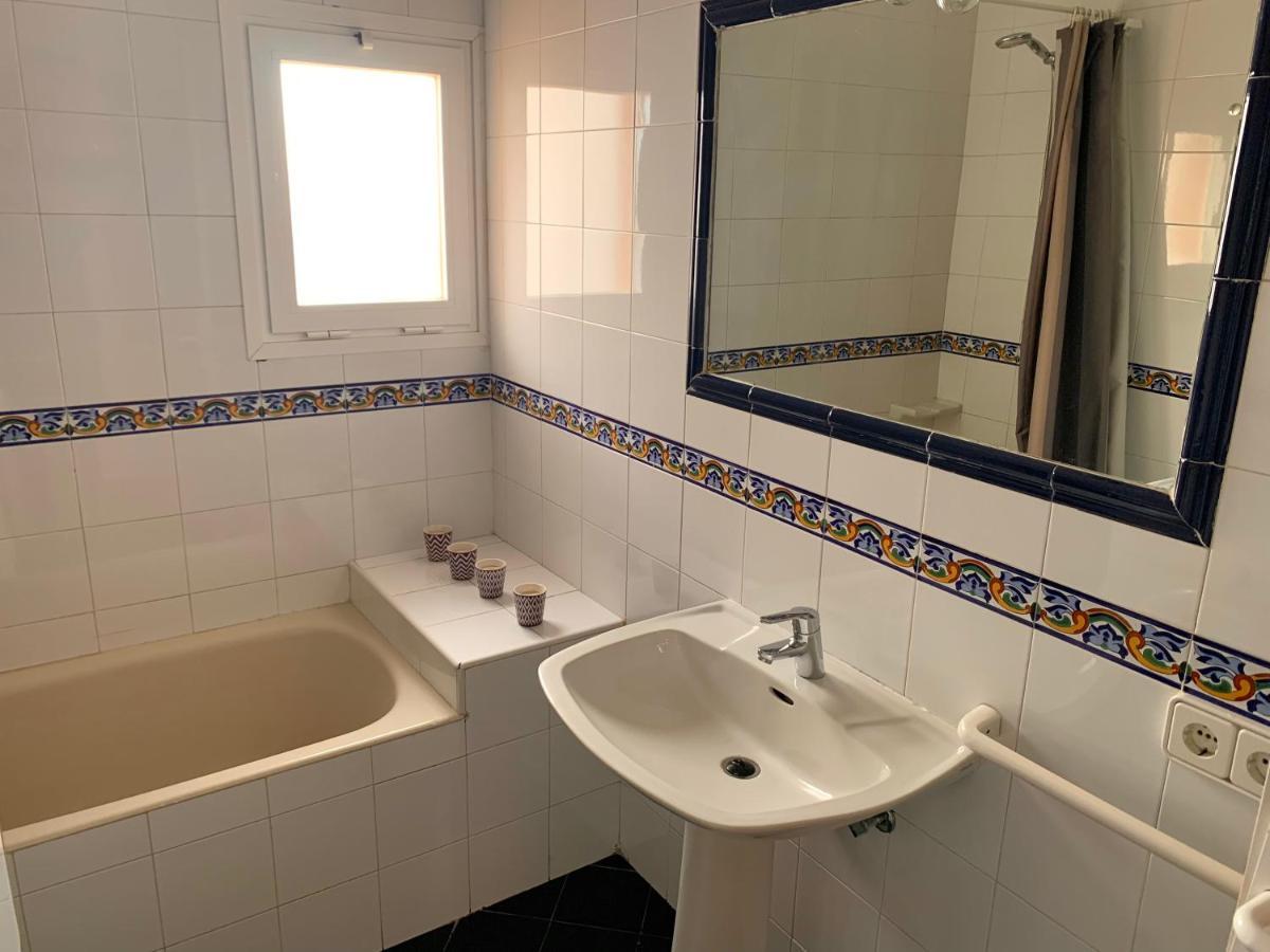 Apartamentos Rex Con 2 Camere Da Letto Es Pujols Eksteriør billede